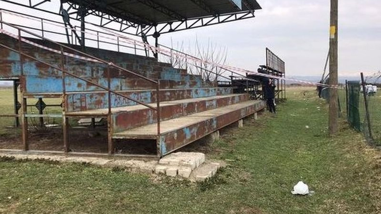 Sakarya’da tribün çöktü: 3 çocuk yaralı