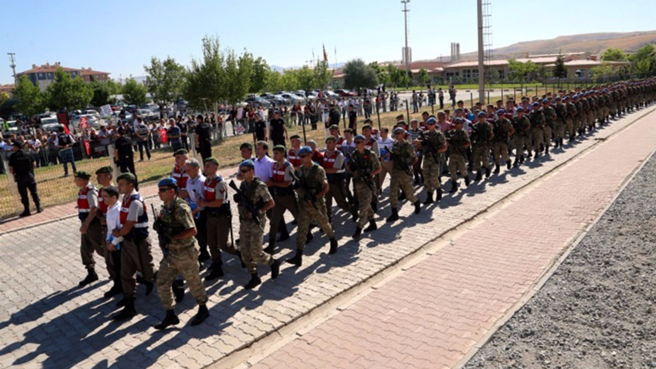 Akıncı Üssü davasında 'parmak' gerginliği