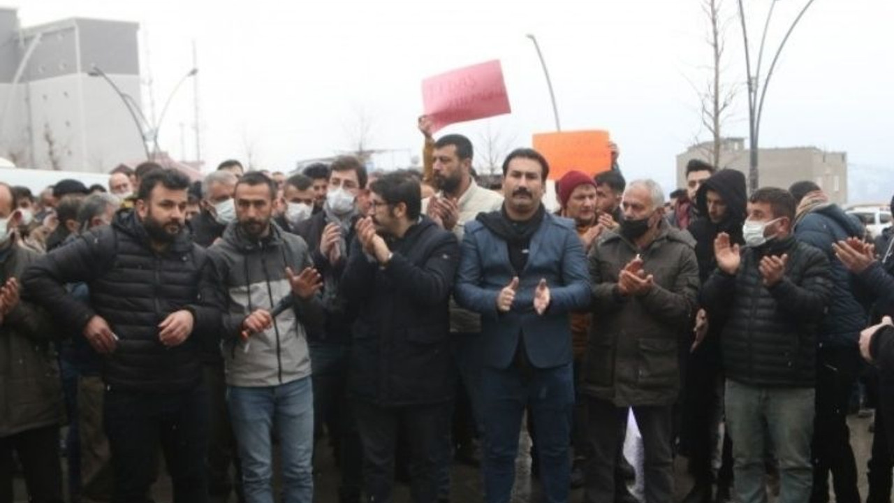 Şırnak'ta kar altında zam protestosu