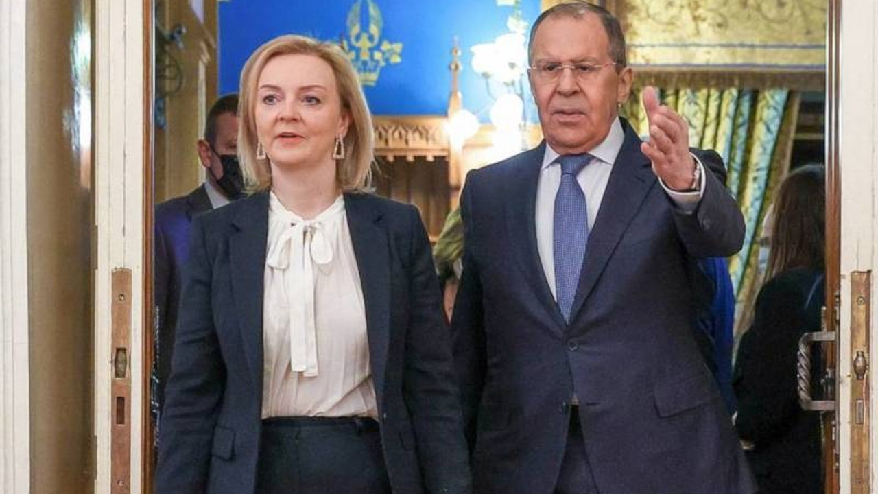 Lavrov, Truss ile görüştü: 'Dilsizle sağırın konuşması gibiydi'