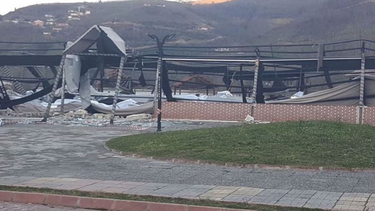 AKP'li belediyenin ihale ettiği 15 Temmuz Şehitler Parkı’ndaki bakımsızlığa tepki