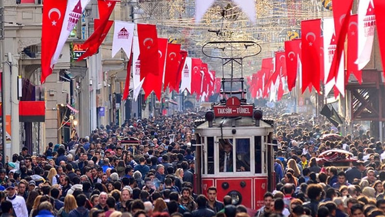 CHP'li Tekin: Önümüz seçim ve biz yine kaç kişiyiz, tam olarak bilmiyoruz