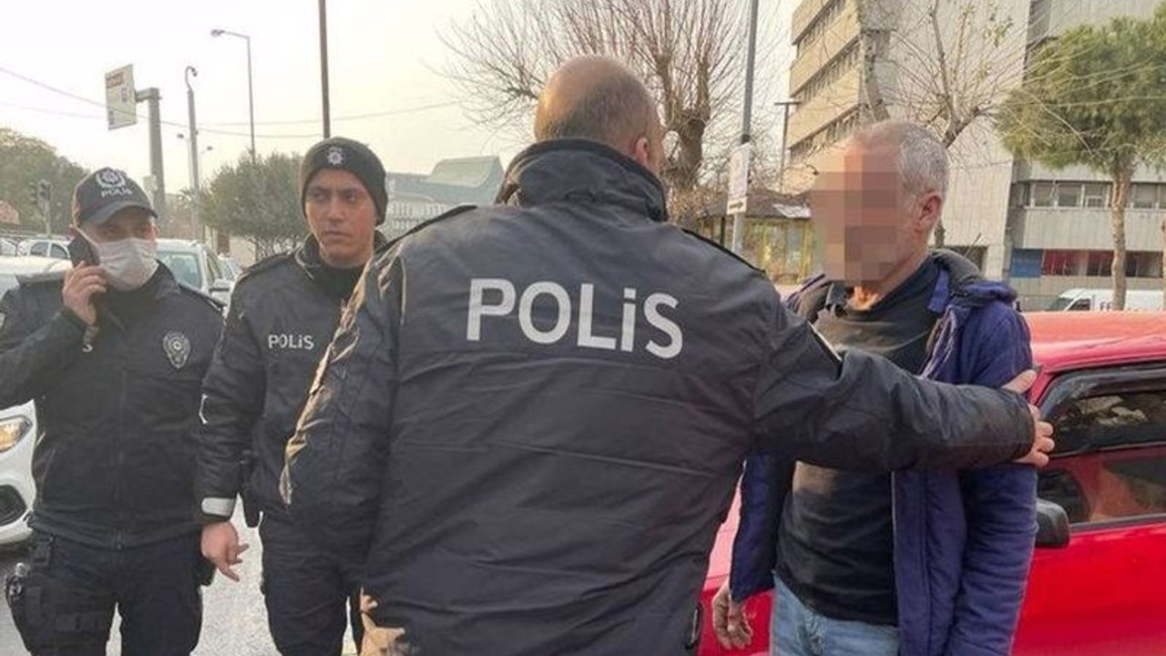 İzmir'de belediye çalışanına bıçaklı saldırı