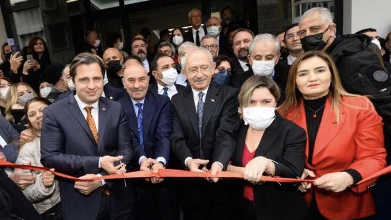 Kılıçdaroğlu, CHP İzmir İl Binasının açılışını yaptı