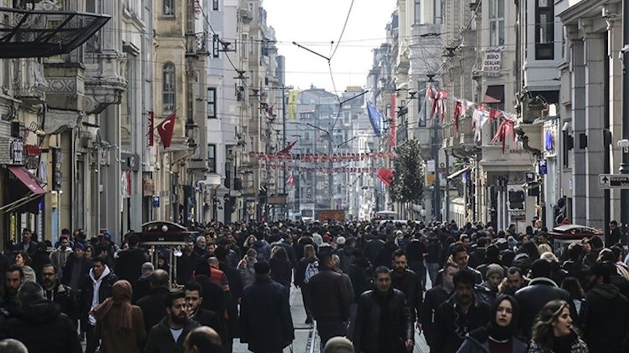 Türkiye'de 'ev genci' sayısı 3.2 milyonu geçti