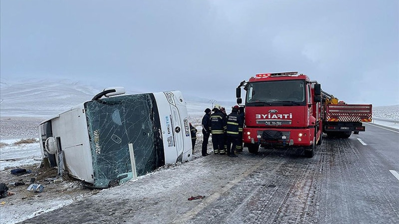 Konya'da tur otobüsü devrildi: 6 ölü, 41 yaralı