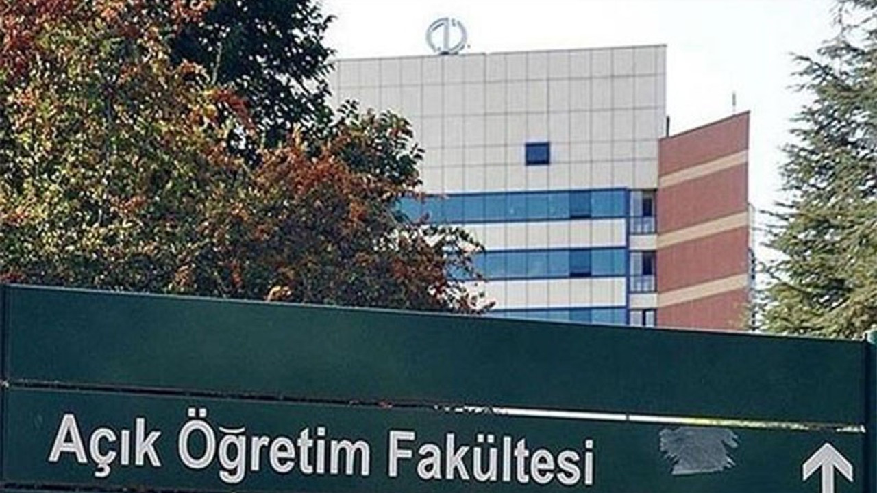 AÜ Açıköğretim Sistemi kayıt yenileme işlemleri uzatıldı