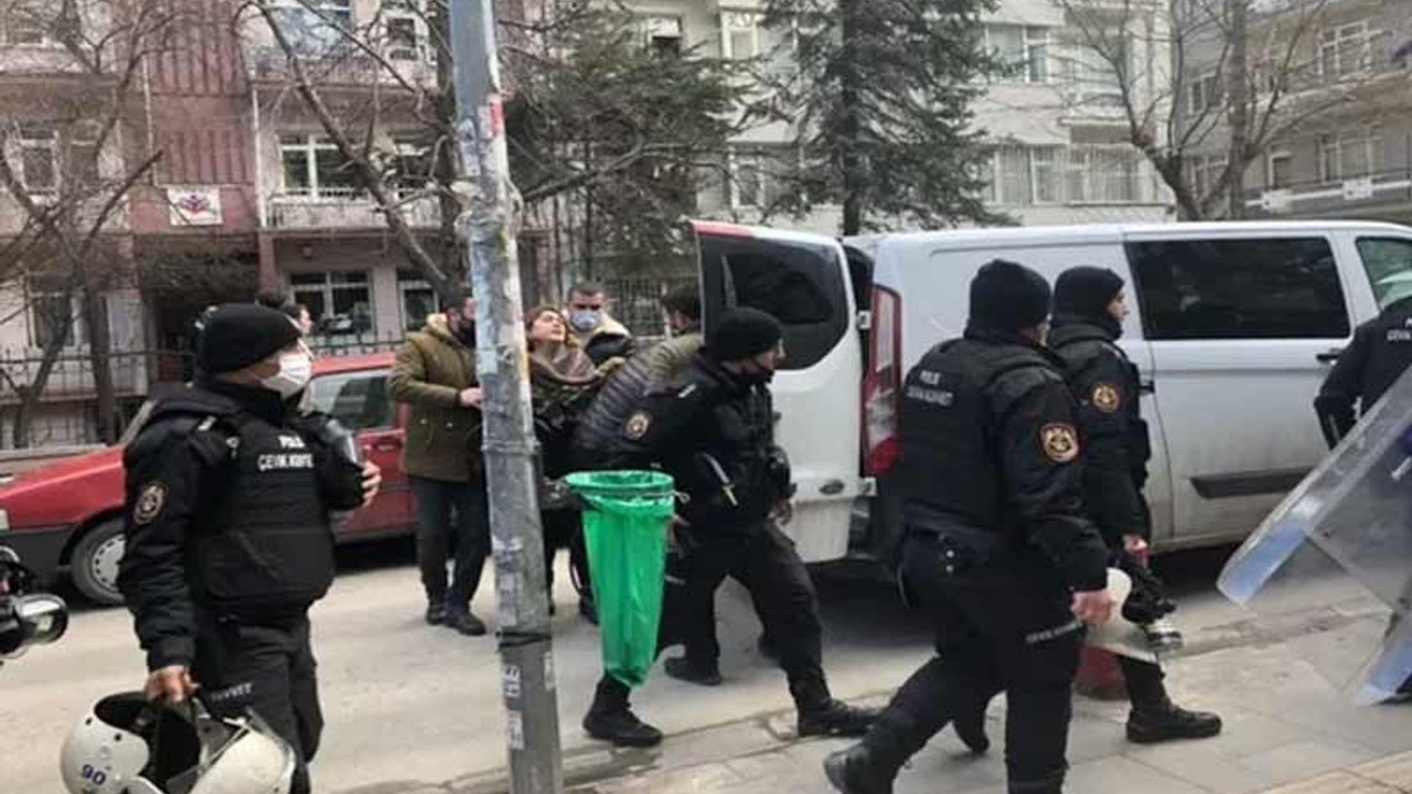 Ankara'da polis kadınların eylemine izin vermedi: Çok sayıda kişi gözaltına alındı