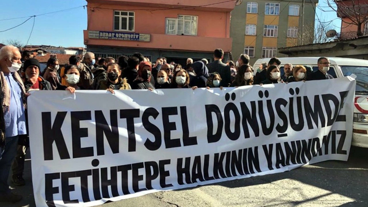 İstanbul'da kentsel dönüşüm dayatması: Kapıları, pencereleri sökerek zorla boşaltıyorlar