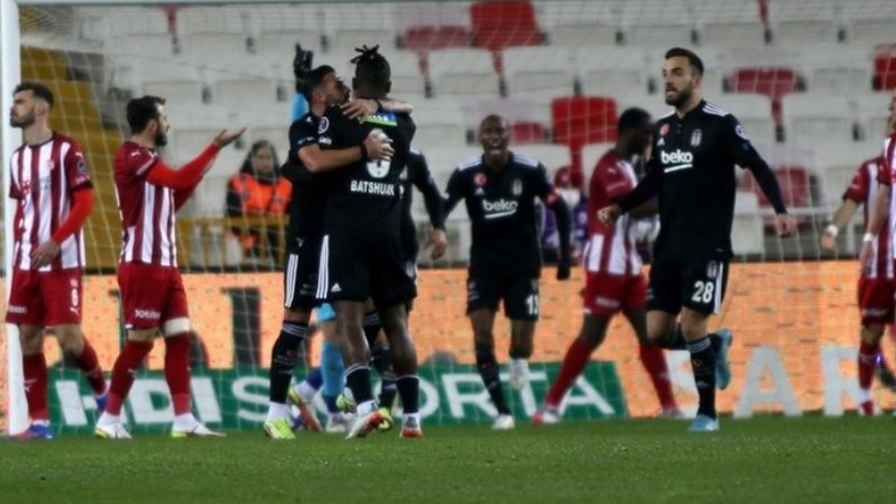 Beşiktaş, 3 puanı 3 golle aldı