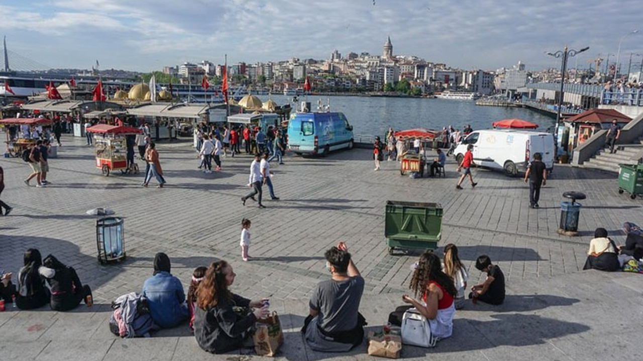 Türkiye’de milyonlarca genç ve çocuk, eğitim sisteminin dışında