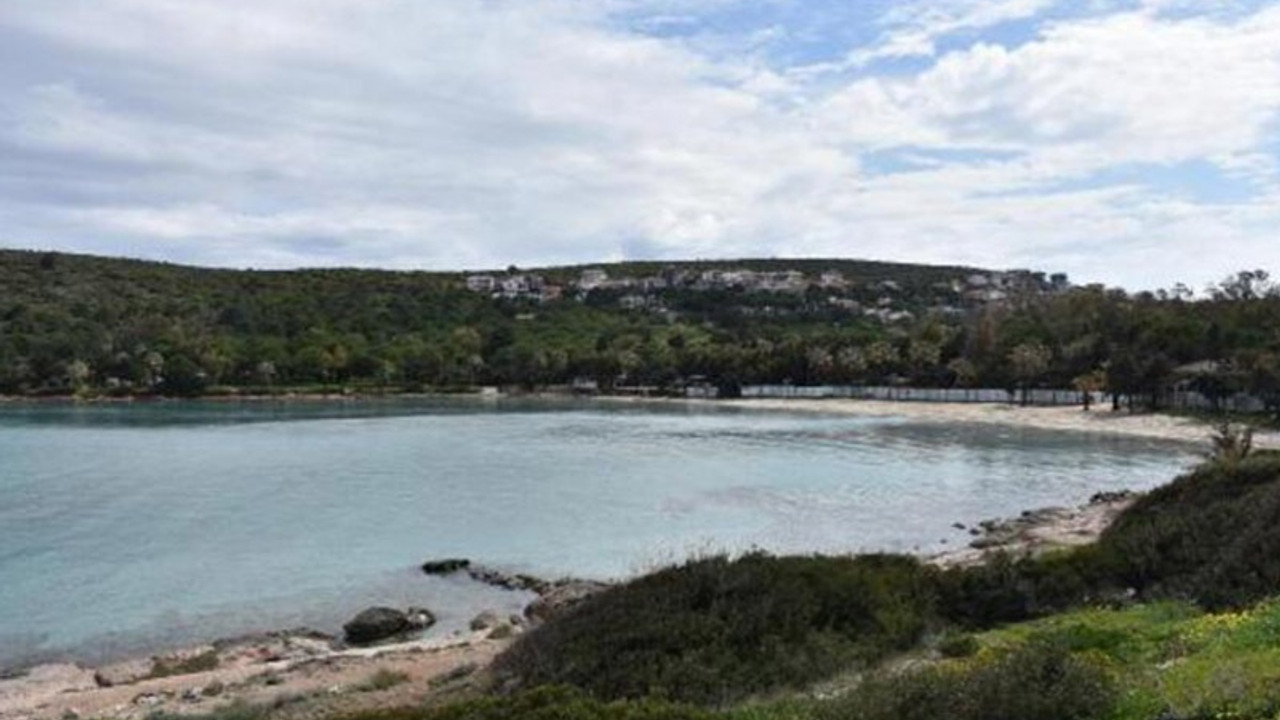 Çeşme Paşalimanı'ndaki arsalar vasiyete rağmen satışa çıkarıldı