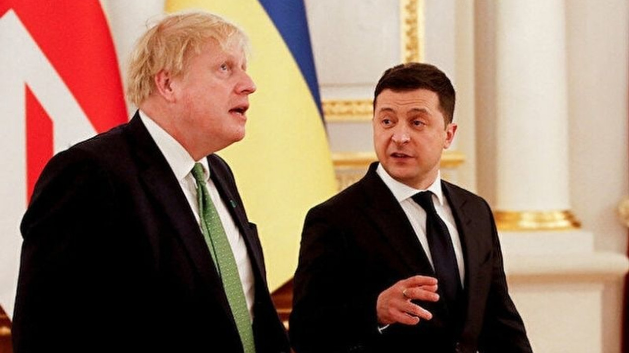 Johnson: Putin’in barbarca eylemleri tüm insanlığı test ediyor