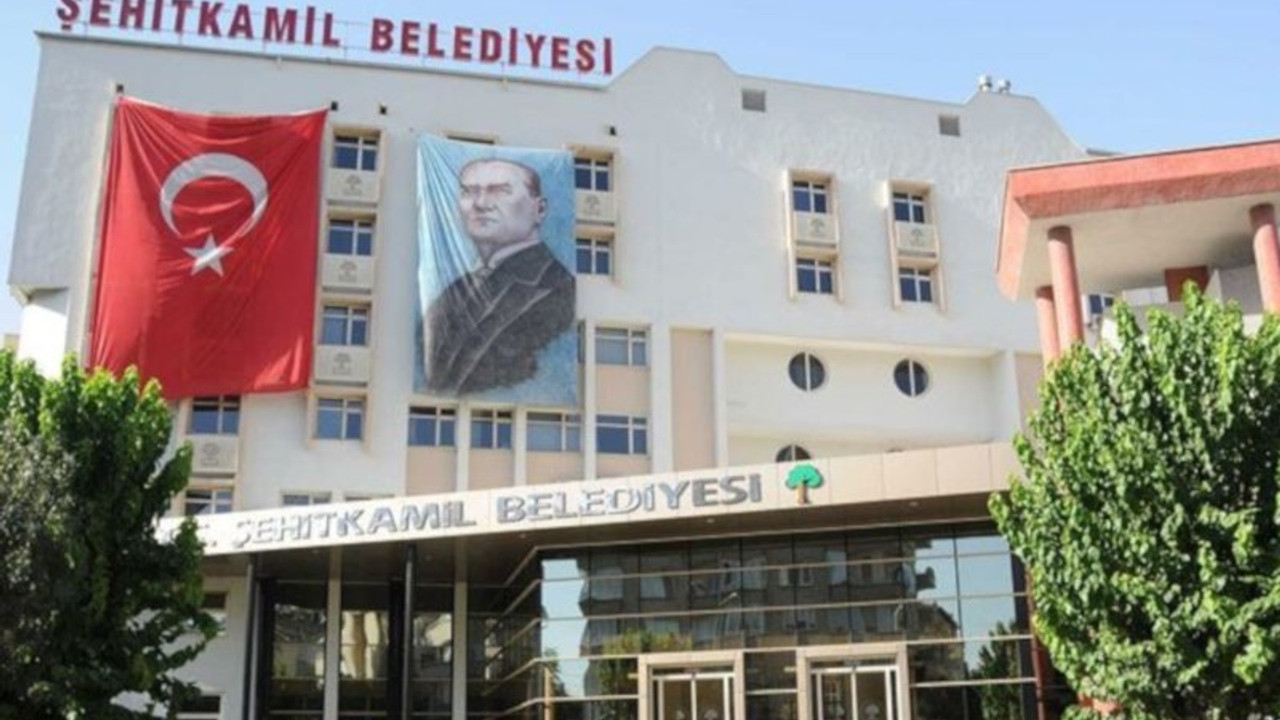 AKP'li Şehitkamil Belediyesi hediyelik eşyaya 6 milyon lira harcadı