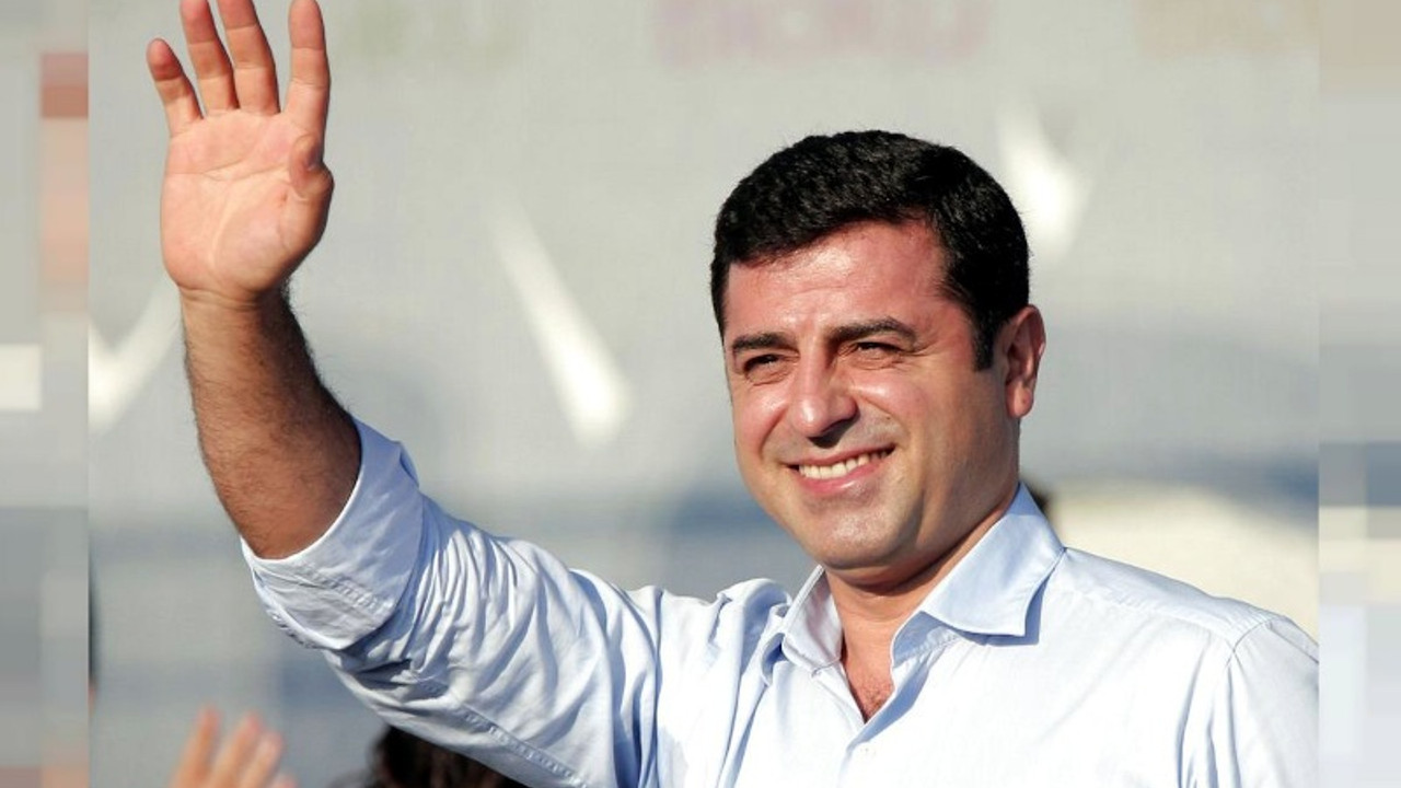 Demirtaş: Newroz'un barış, özgürlük ve eşitliğe vesile olmasını diliyorum