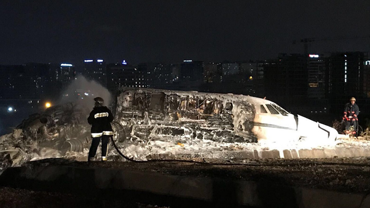 Atatürk Havalimanı'nda jet düştü