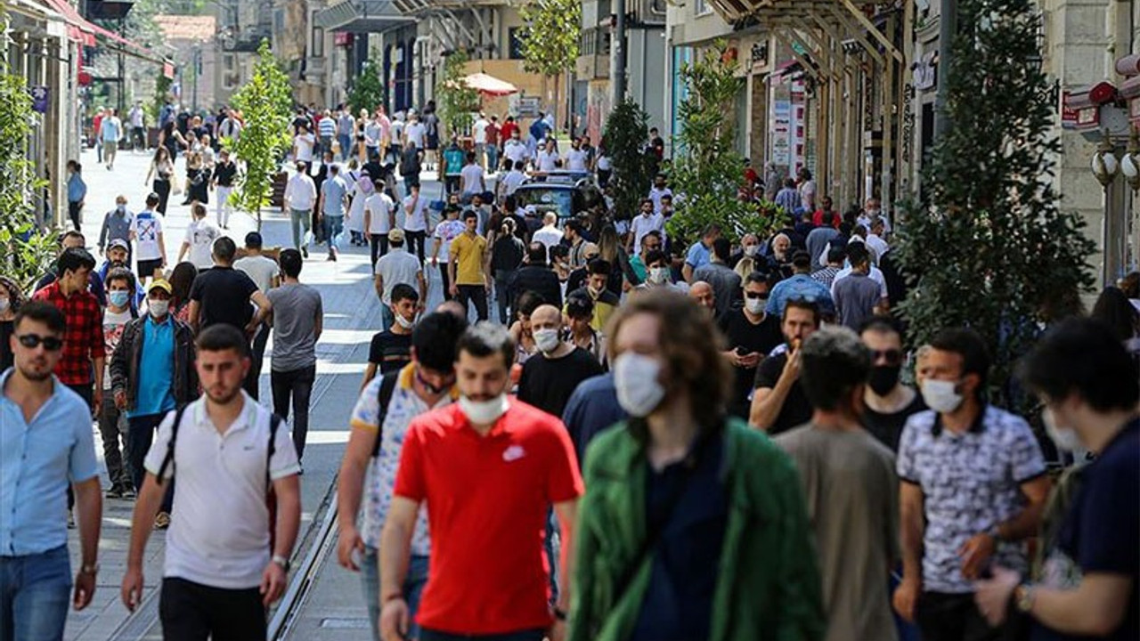 İŞKUR’un ‘sürekli işçi’ kadro ilanına başvurular işsizlik boyutuna yansıdı