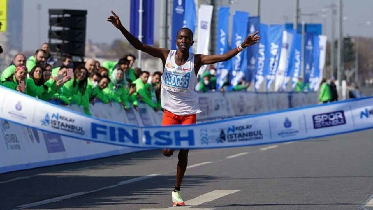 İstanbul Maratonu'nu Kenyalı atletler kazandı