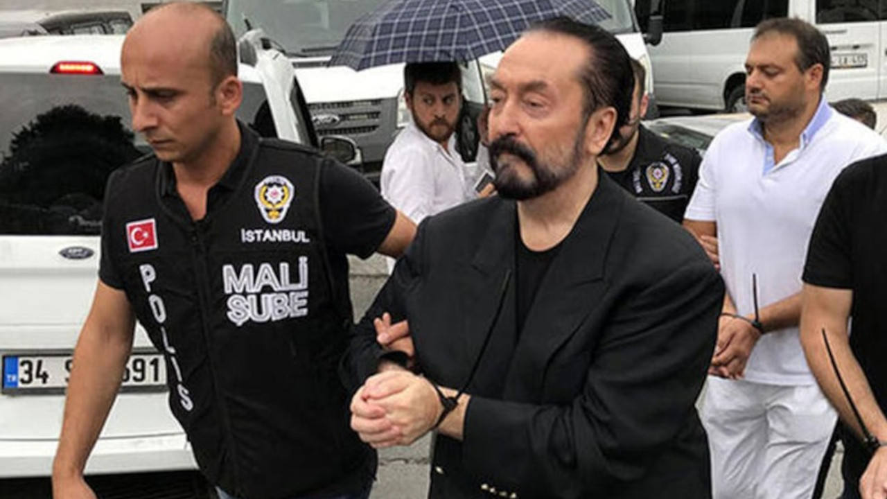 Adnan Oktar'ın avukatlarına operasyon