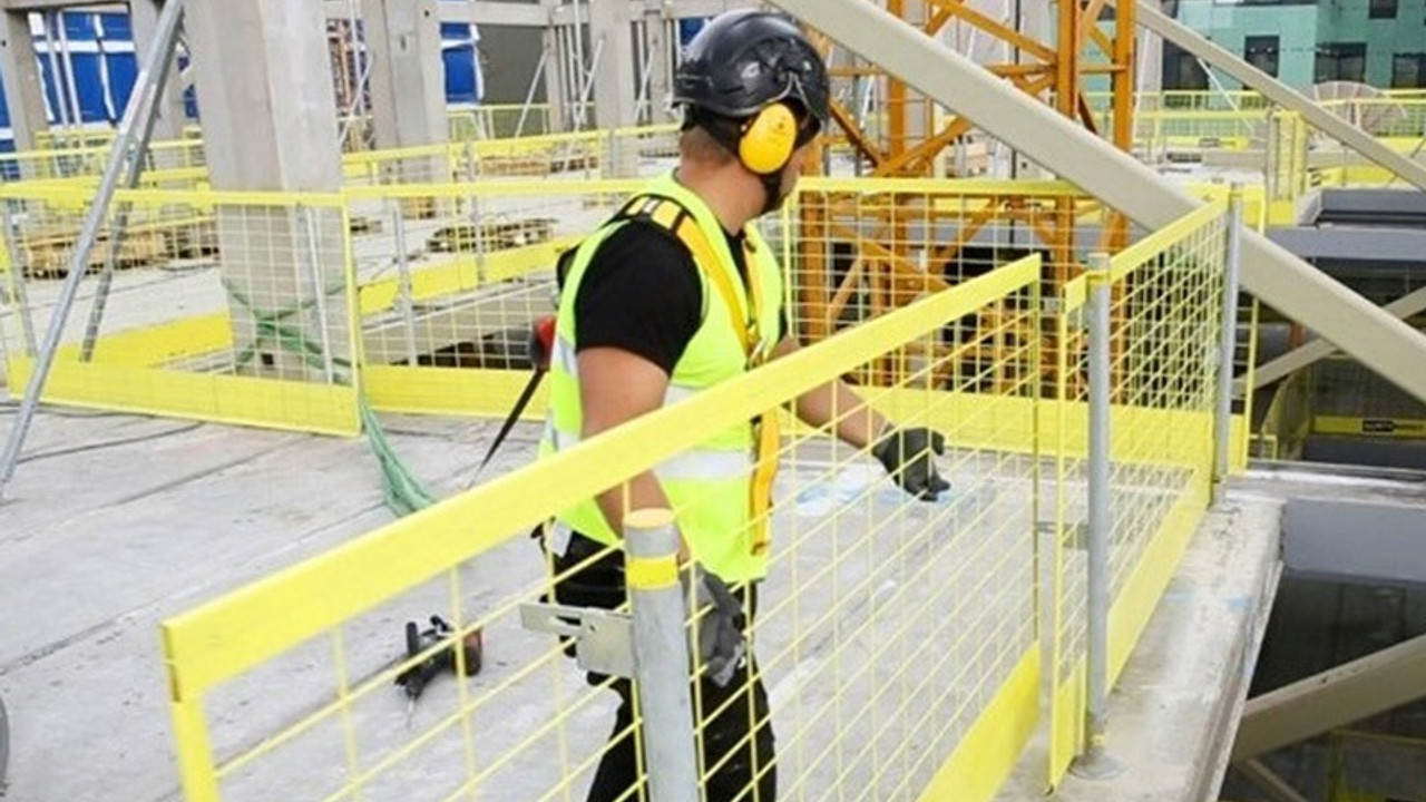 Türkiye imalat PMI, 49,4'e gerileyerek son 10 yılın en düşük değerini aldı