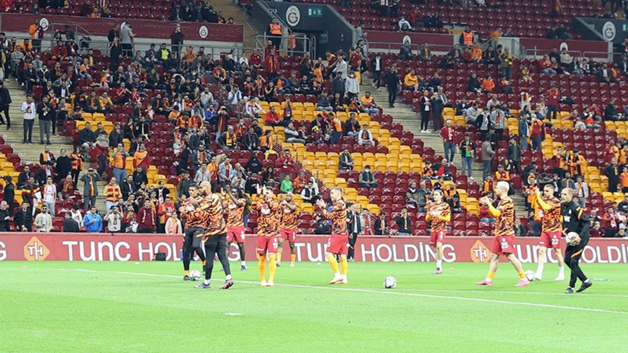 Galatasaray ilk yarıda attığı gollerle kazandı: 2-0