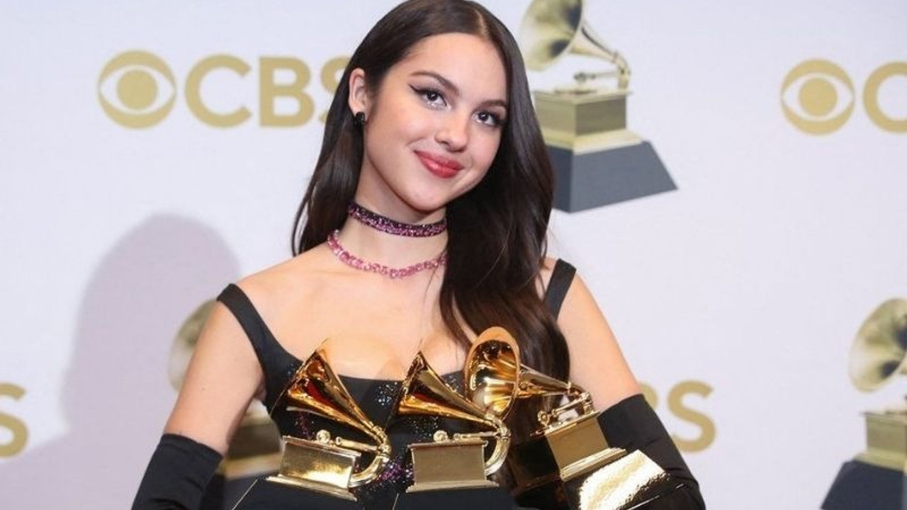 Grammy'nin kazananları belli oldu: Olivia Rodrigo'ya üç dalda ödül