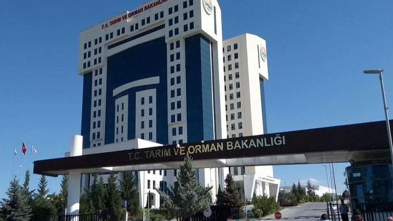 Tarım ve Orman Bakanlığı'nda 4 bakan yardımcısı görevden alındı