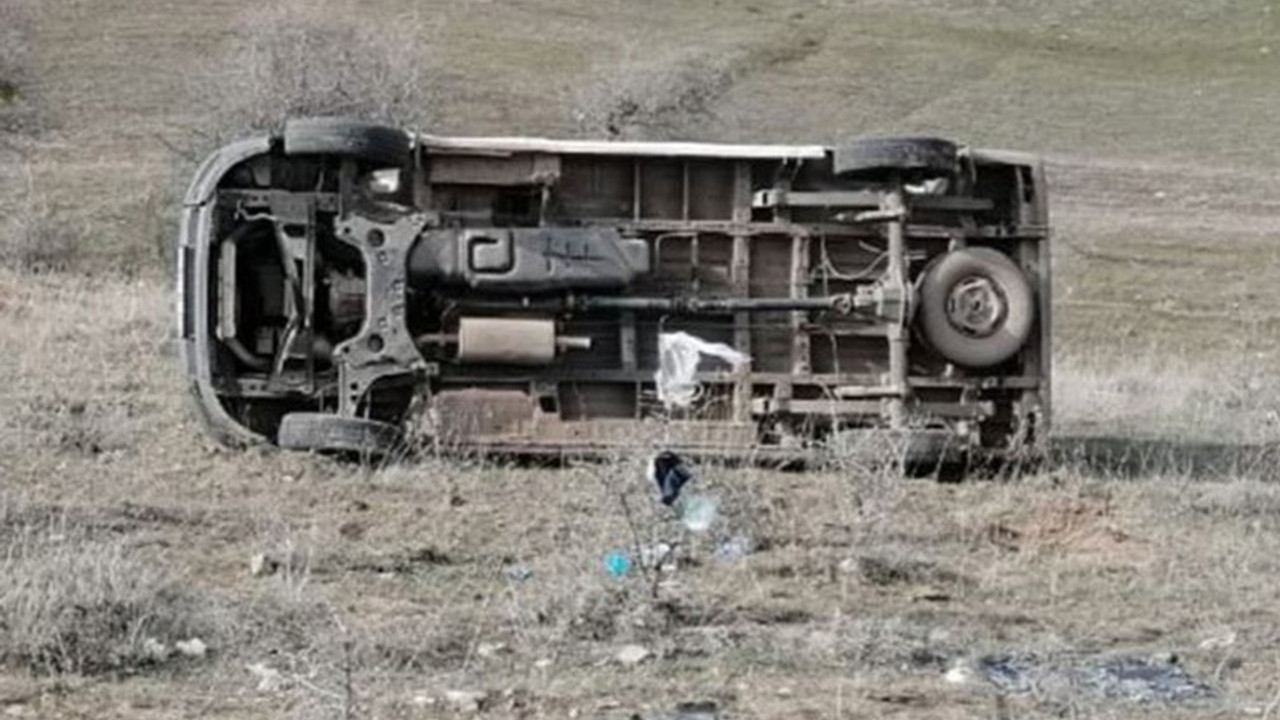 Giresun'da kaza: Öğrenci servisi devrildi 7'si öğrenci 8 yaralı var