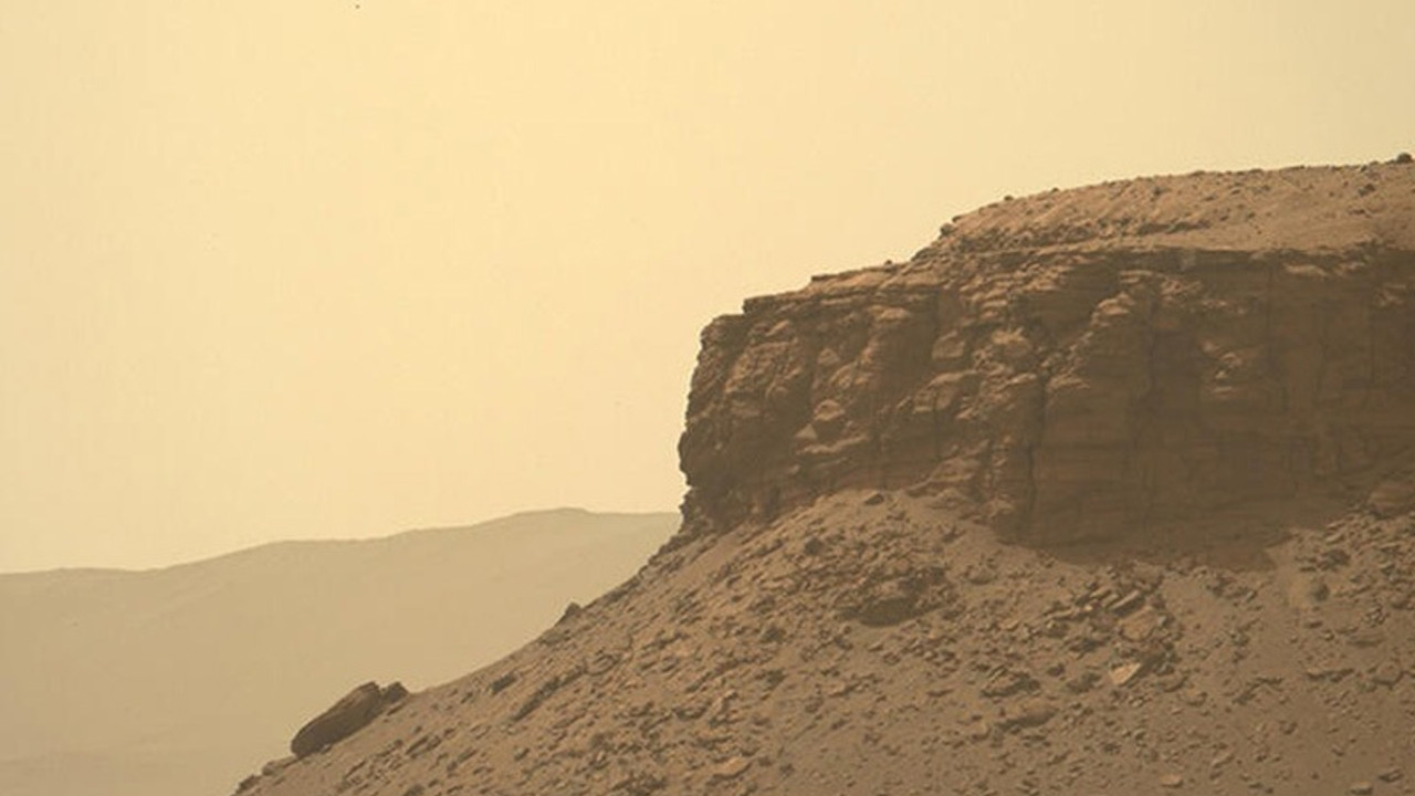 Mars’ın antik deltasından yeni görseller