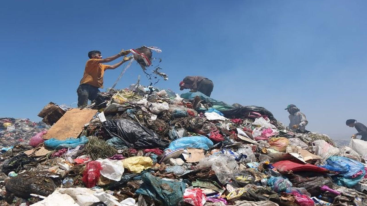 Adanalı çocuklar ithal plastik çöpün toksik etkilerine maruz kalıyor