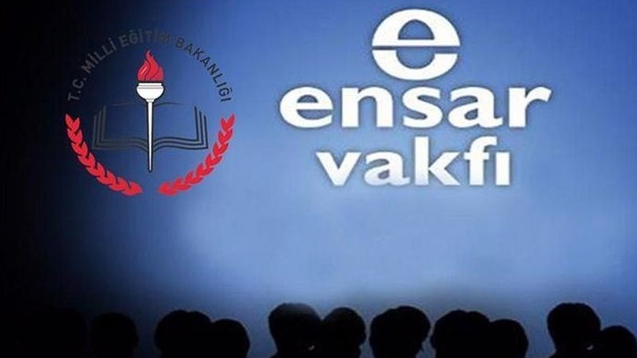 MEB'in yol verdiği Ensar Vakfı derslere de el attı: Laik eğitim hiç bu kadar hedef alınmamıştı