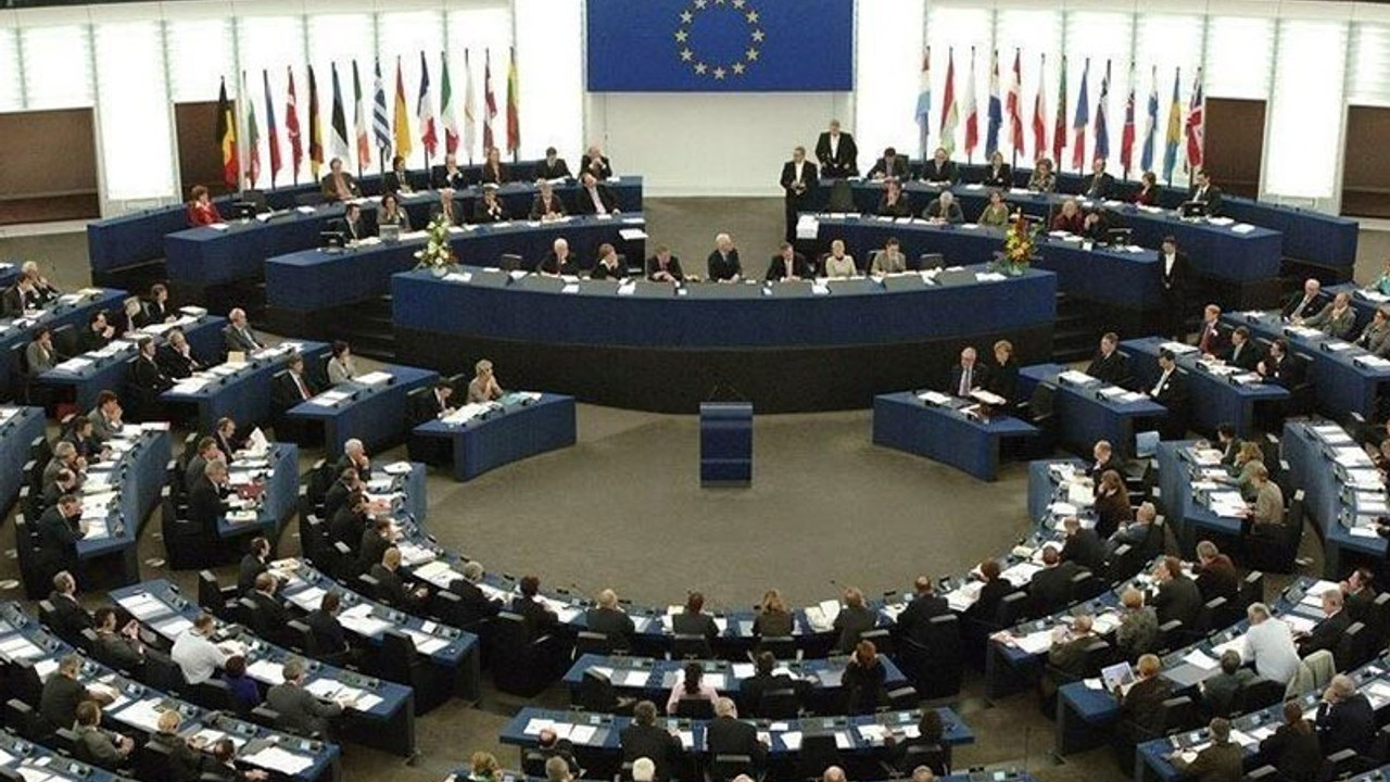 AP Kürt Dostluk Grubu: Kürt sorununa siyasi bir çözüm bulunsun