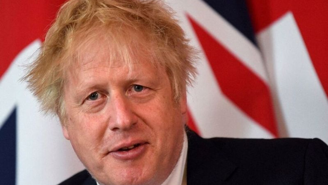 'Ukrayna tarafsızlığı kabul etseydi, Rusya savaşı bitirecekti, ama Boris Johnson savaşın sürmesini istedi'