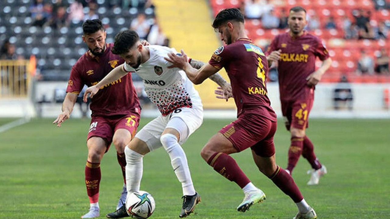 Sıra dışı fair play jestlerinin yapıldığı maçta Göztepe küme düştü: Gaziantep-Göztepe: 1-1