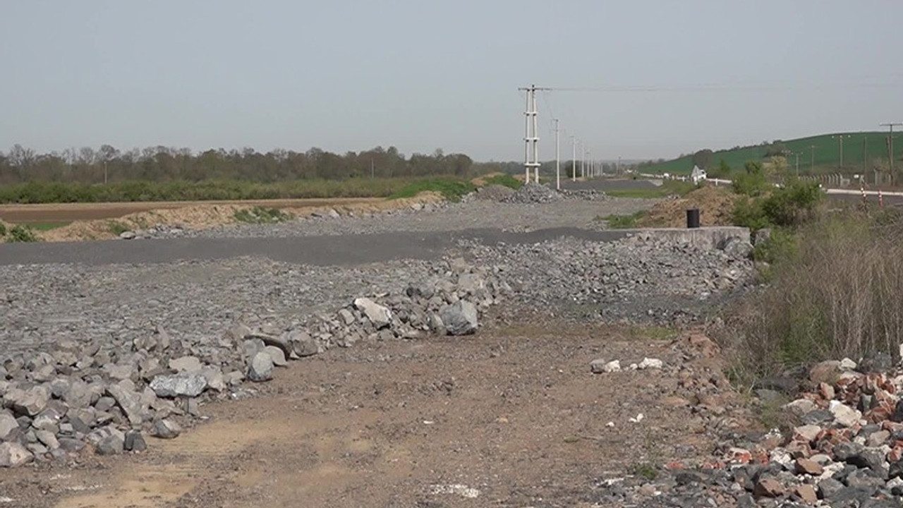 Yol inşaatı ödenek yetersizliğinden durdu: 5 yılda sadece 20 kilometresi bitti, 2 kez açılışı yapıldı