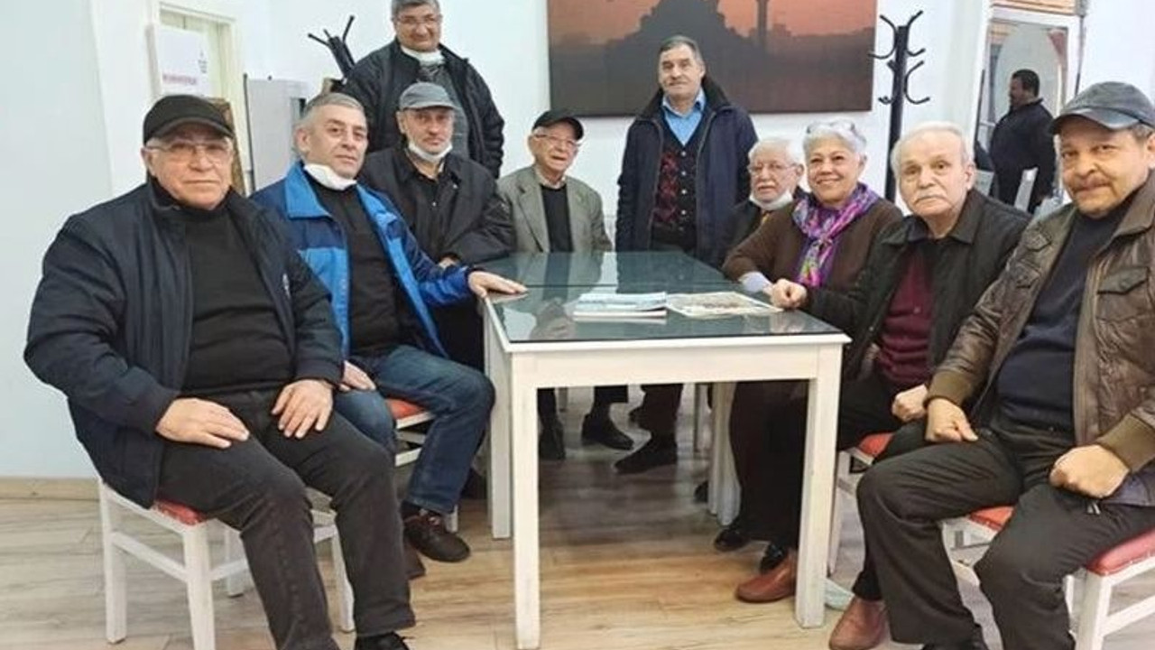 Geçinemeyen emekliler isyan etti: Eve kapanıp ölmeyi bekleyeceğim