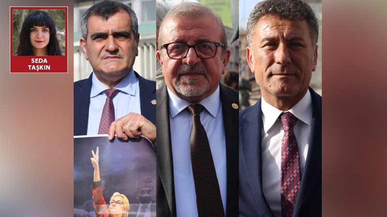 'Siz saraylarda biz meydanlardayız’