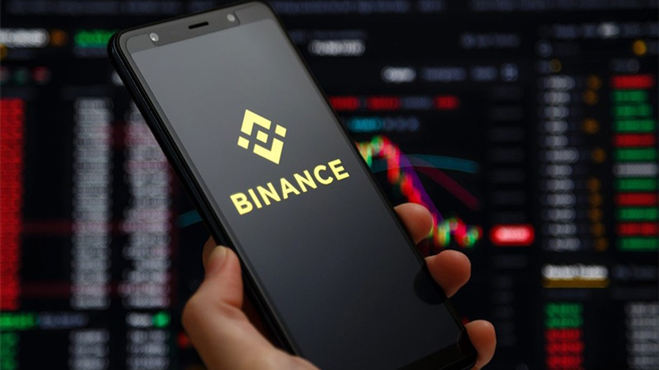 Kripto para borsası Binance'tan Putin'in kurmaylarına akraba darbesi