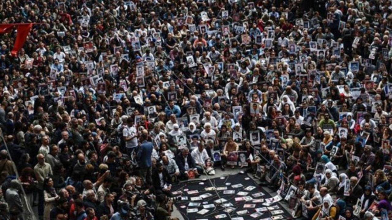 Cumartesi Annelerinden Plaza de Mayo Anneleri açıklaması