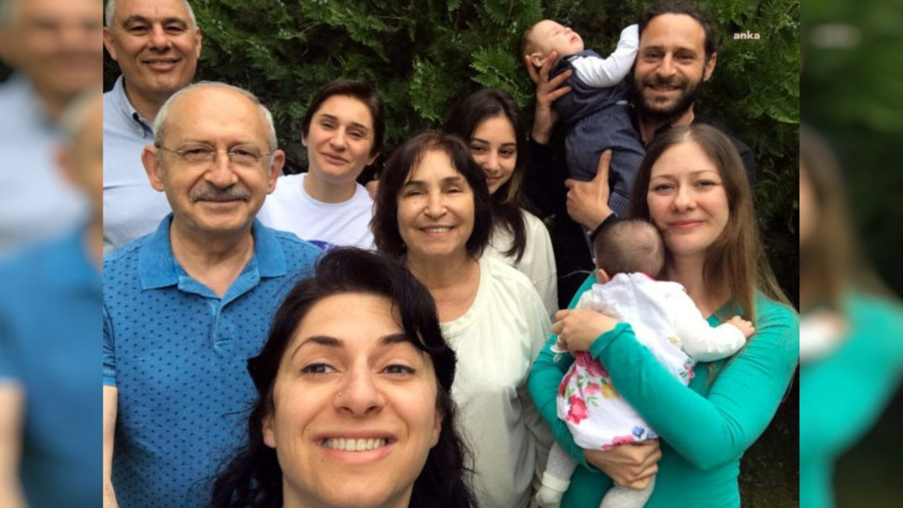 Kılıçdaroğlu'ndan ailesiyle 'bayram selfiesi'