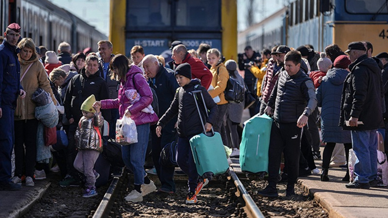 BM açıkladı: Ukrayna'da yaklaşık 12,8 milyon kişi yerinden edildi, 3 bin 280 sivilin hayatını kaybetti