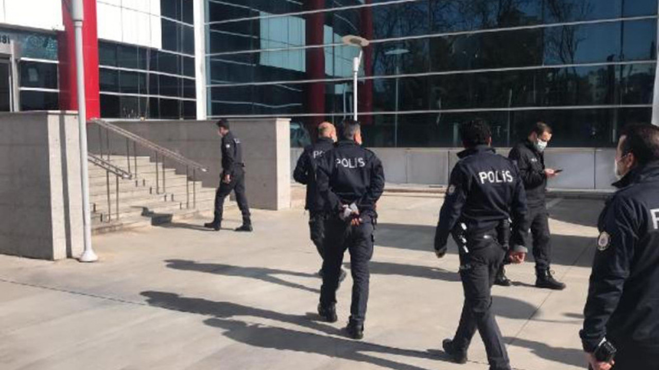 Hırsızlık suçlaması ile gözaltına alınan kişi intihar etti