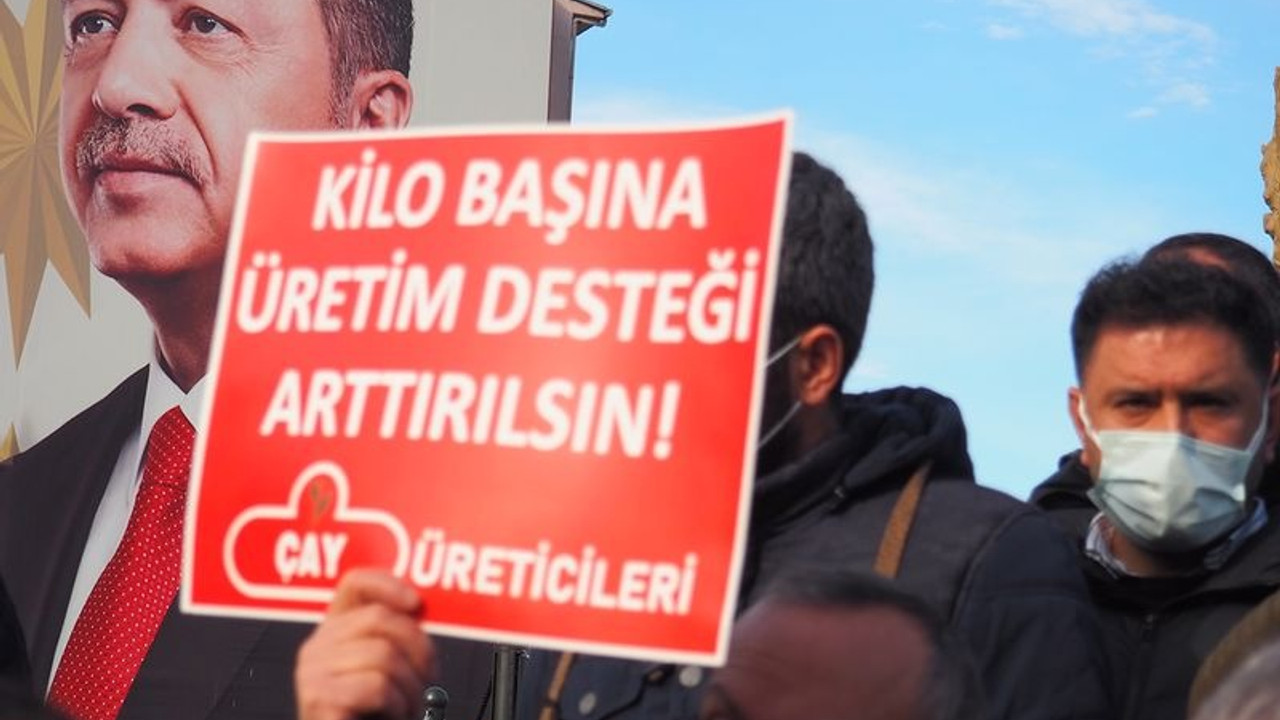 Rize'ye yürümesi engellenen çay üreticilerinden Trabzon'da eylem