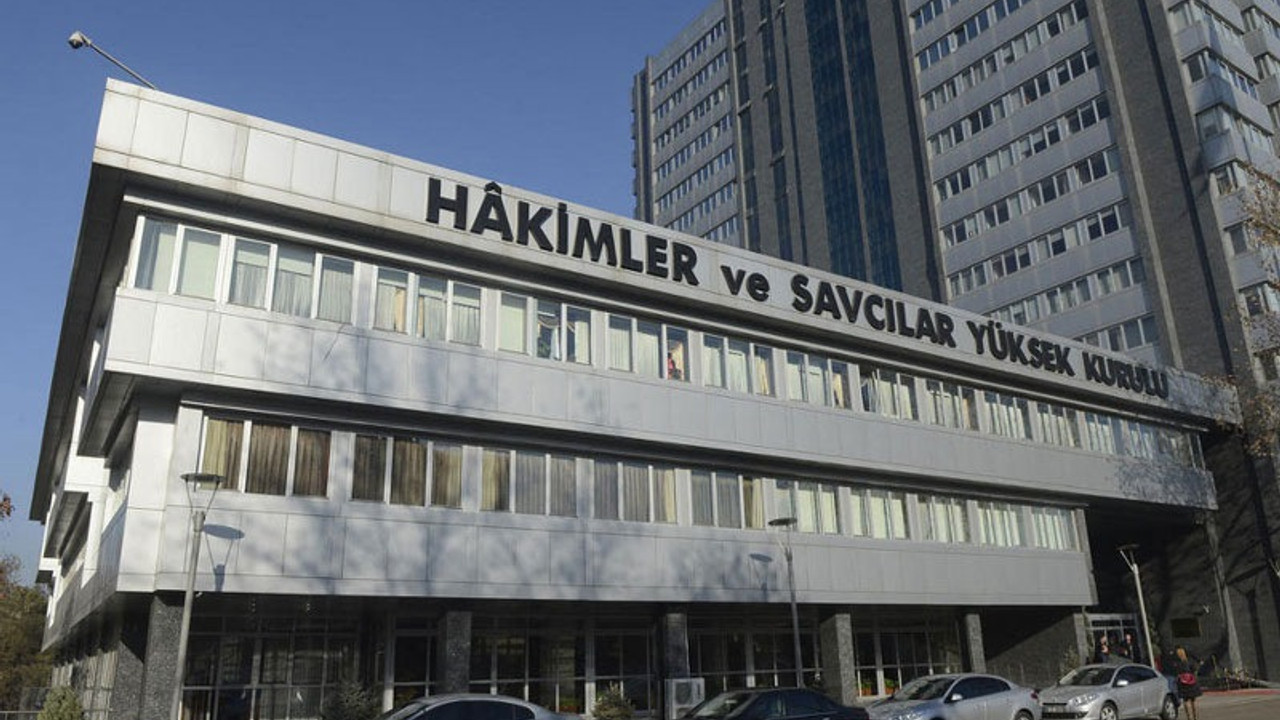 HSK, 11 hakim ve savcıyı ihraç etti