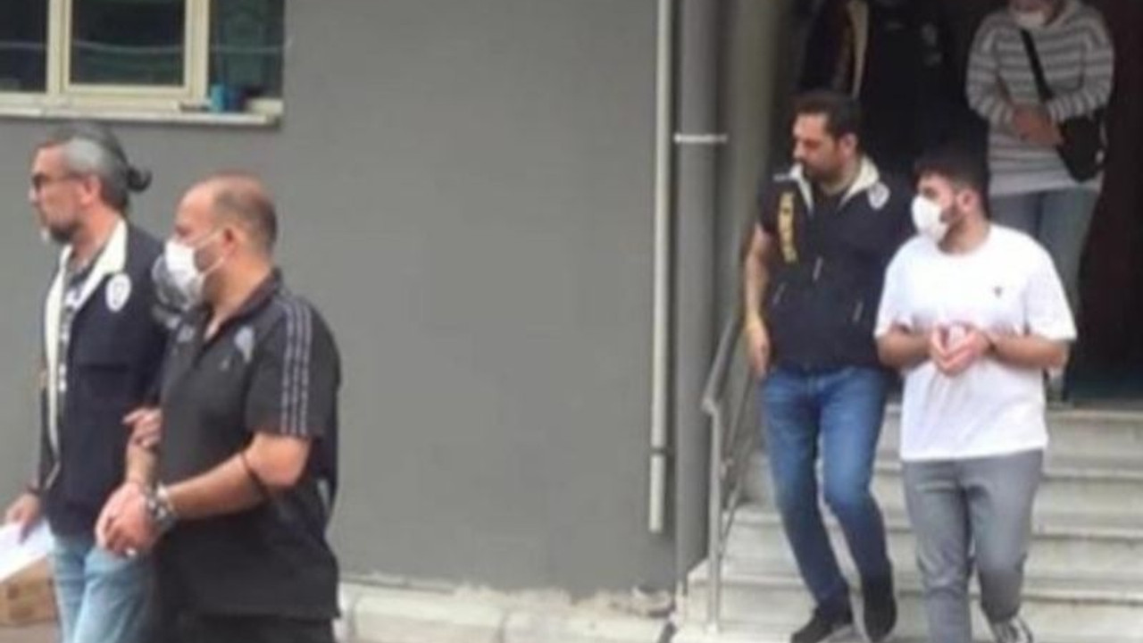 İzmir'de saadet zinciri operasyonu: İkisi Çinli 5 kişi tutuklandı