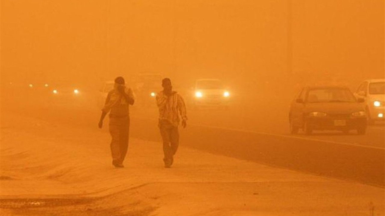 Irak’ta kum fırtınası nedeniyle eğitime ara verildi