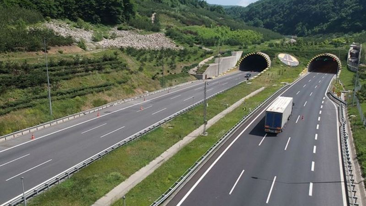 Bolu Dağı geçişi İstanbul istikameti trafiğe kapatıldı