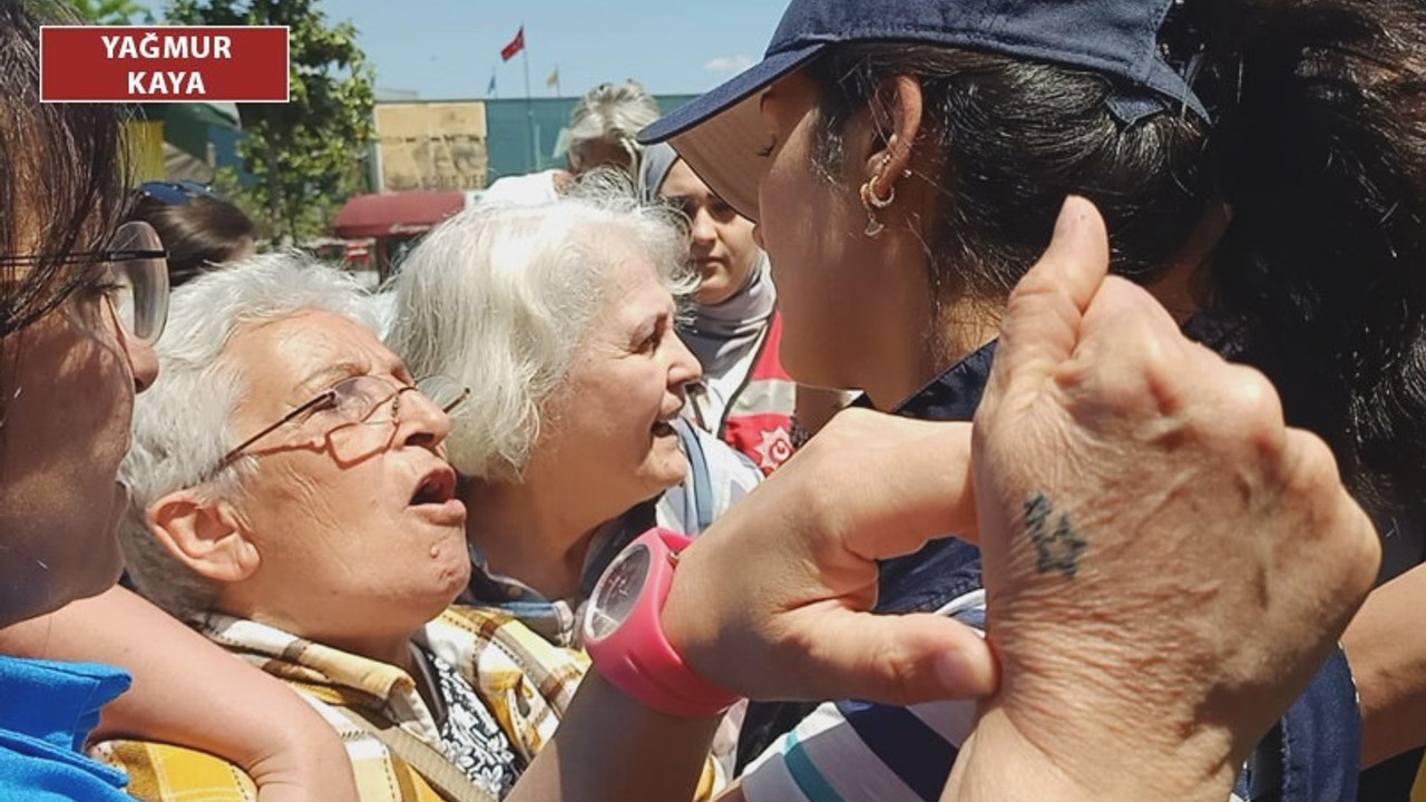 'Süslü Sülo' dediği için gözaltına alınan Cumartesi Annesi Hanife Yıldız serbest