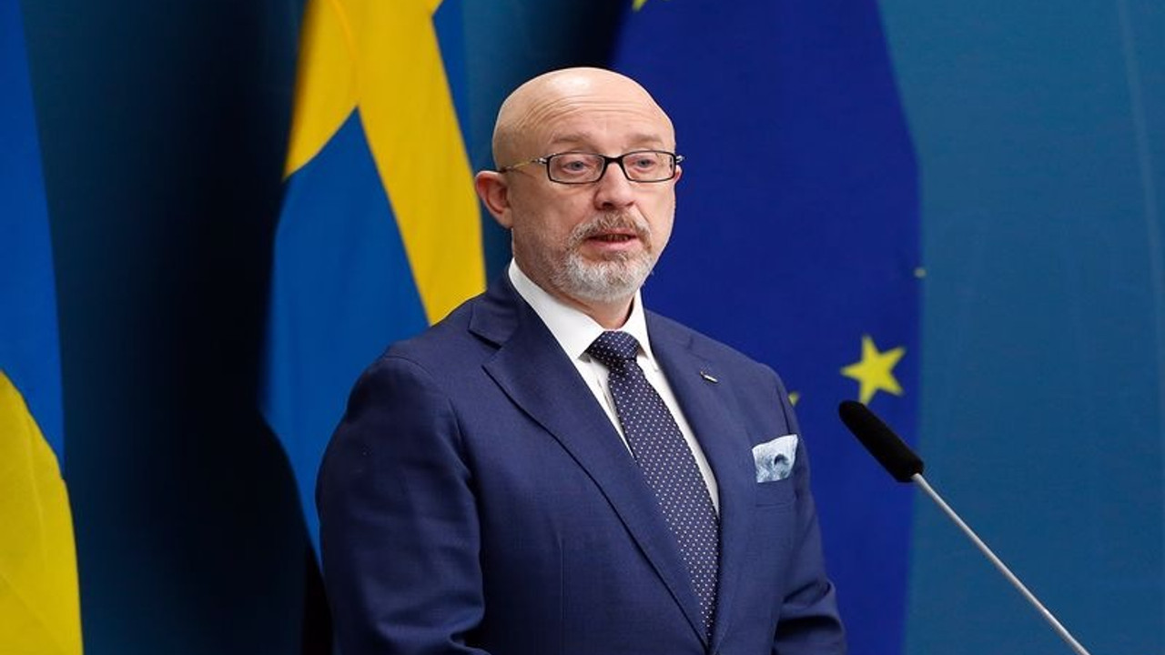 Ukrayna: Rus ordusu 28 bin 500 askerini, 1254 tankını kaybetti