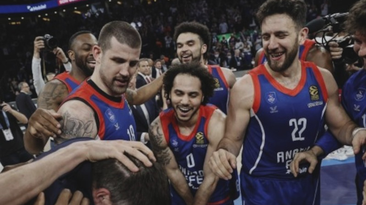 Euroleague'de final heyecanı: Anadolu Efes ile Real Madrid karşı karşıya